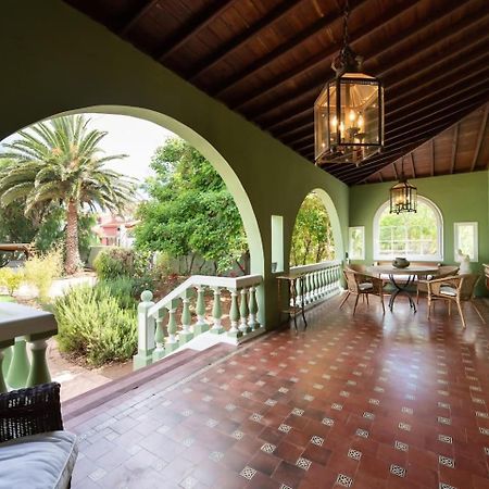 Amplia Villa De Lujo Con Piscina Climatizada ラスパルマス・デ・グランカナリア エクステリア 写真