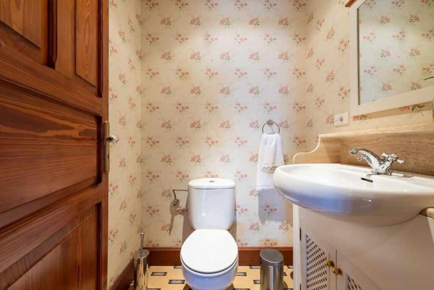 Amplia Villa De Lujo Con Piscina Climatizada ラスパルマス・デ・グランカナリア エクステリア 写真