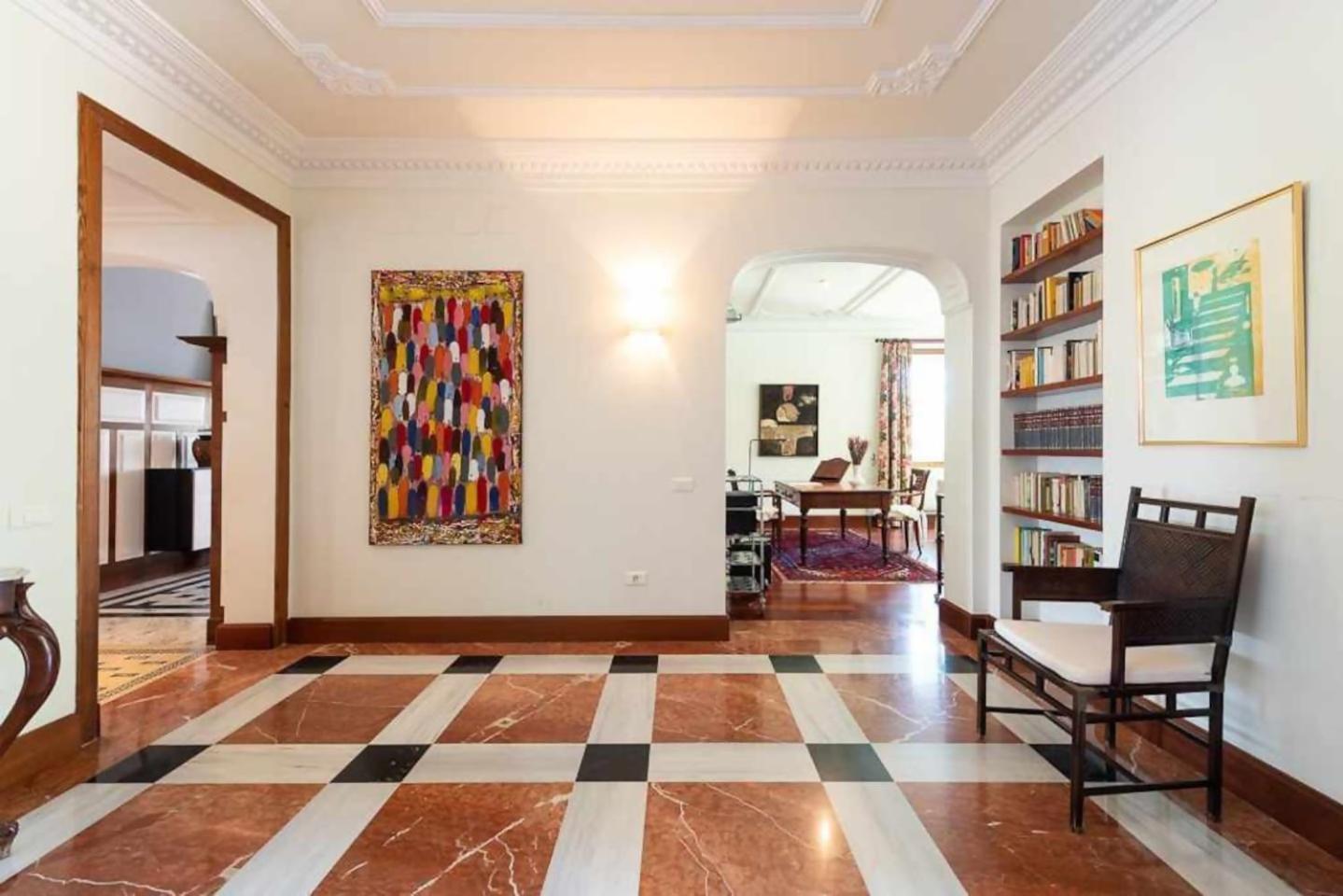 Amplia Villa De Lujo Con Piscina Climatizada ラスパルマス・デ・グランカナリア エクステリア 写真
